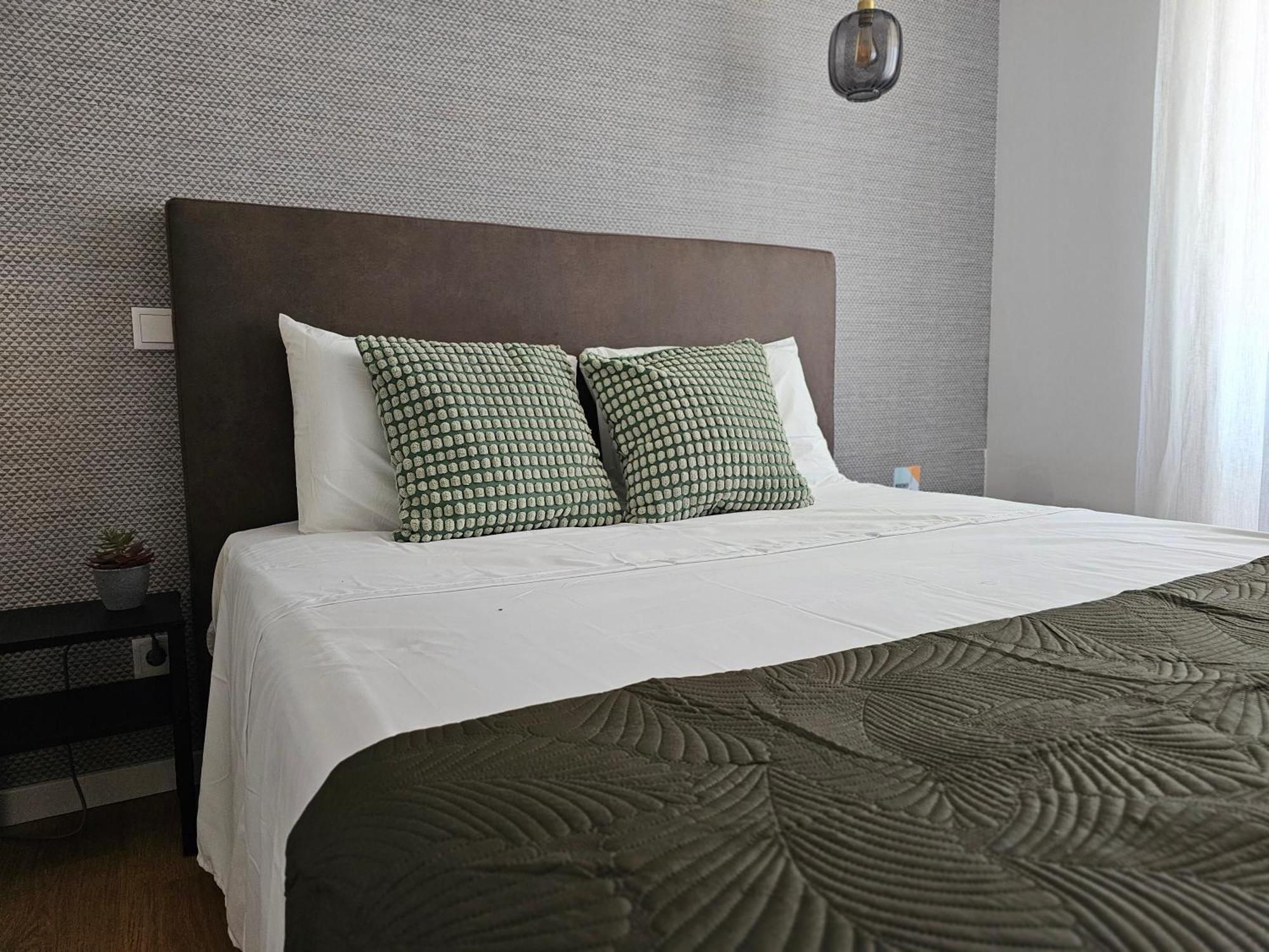 Surfsoul Guesthouse - Bed And Breakfast 佩尼契 外观 照片